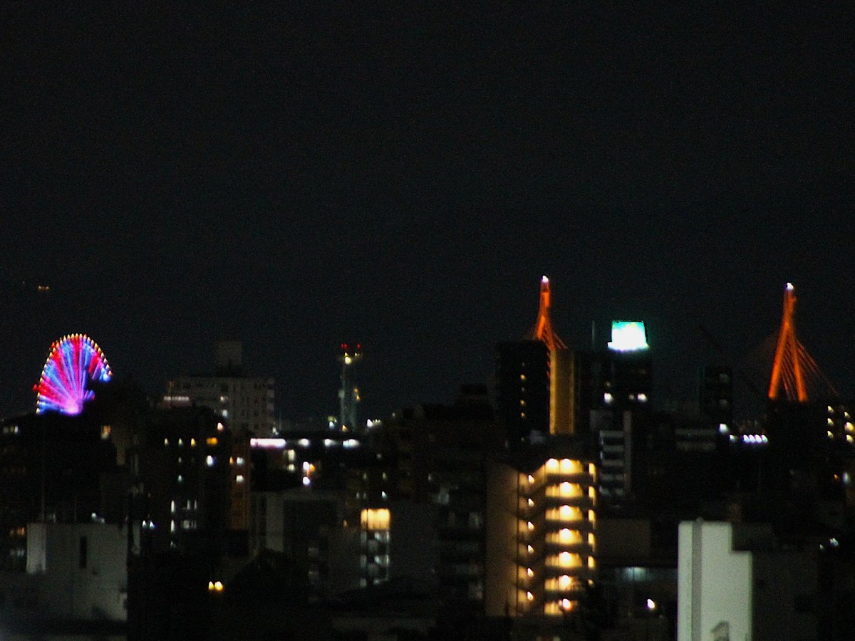 avanzaceo's tweet photo. 大阪湾 築港( #天保山 )エリア方面を望む

天保山大観覧車（ #海遊館 ）

天保山大橋（ #大阪 ）

舞洲スラッジセンター（下水汚泥処理場）も見える https://t.co/WqksotoYTj