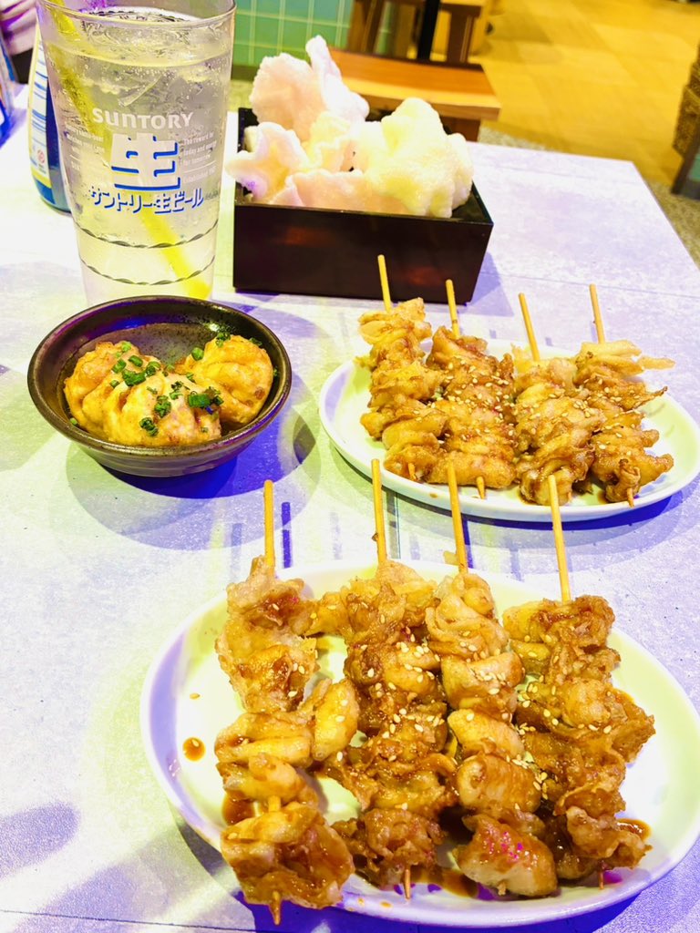 O8o3836's tweet photo. 三ノ宮散策 https://t.co/OW0FTWPeYM