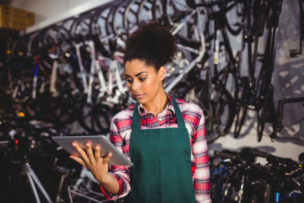 BulbThings's tweet photo. Fixed Assets Register vs Asset Management Software: what’s the difference? 🤔
Find out here: https://t.co/295vNwtEgC https://t.co/fhIbA6D7qc