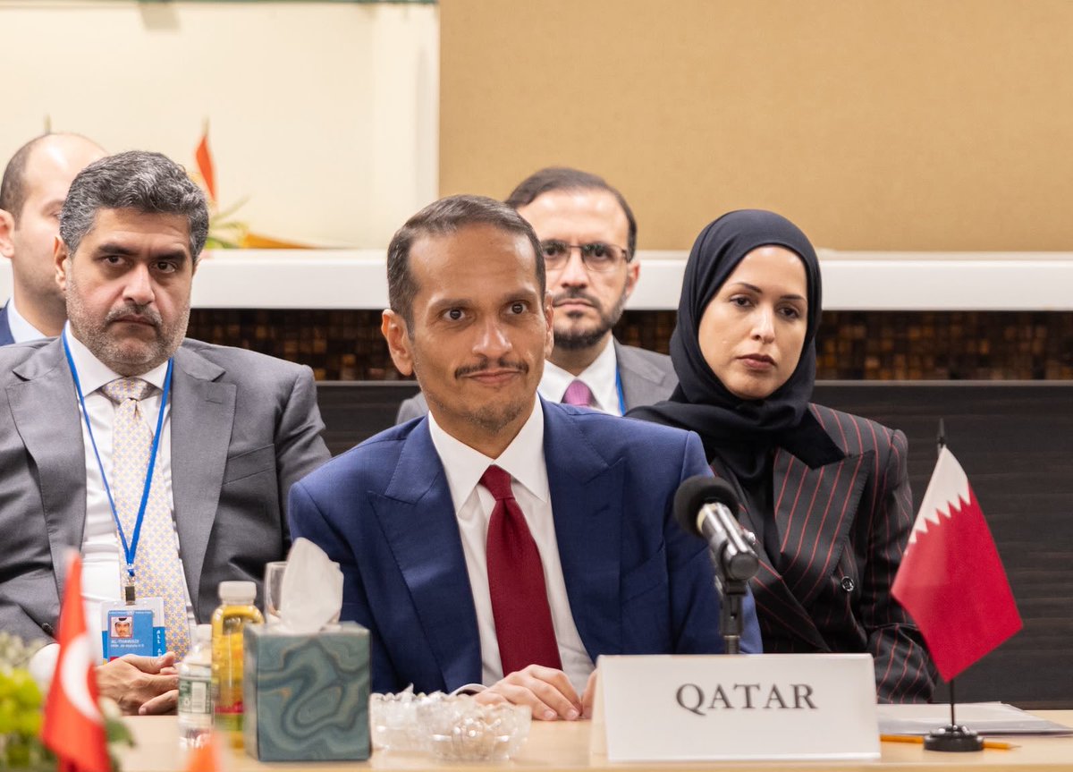 MBA_AlThani_'s tweet photo. مع ختام زيارتي إلى نيويورك، التي رافقت فيها سيدي حضرة صاحب السمو الشيخ @TamimBinHamad، خلال مشاركة بلدنا في أعمال الدورة الـ81 للجمعية العامة للأمم المتحدة، التي انعقدت في عام تشهد فيه منطقتنا والعالم ظروفًا وتحديات استثنائية، أتاحت لي هذه المشاركة حضور اجتماعات مهمة وعقد لقاءات ثنائية مثمرة مع عدد من الدول، في إطار تعزيز العمل متعدد الأطراف وتوسيع مجالات التعاون بما يخدم مصالح دولنا وشعوبنا.