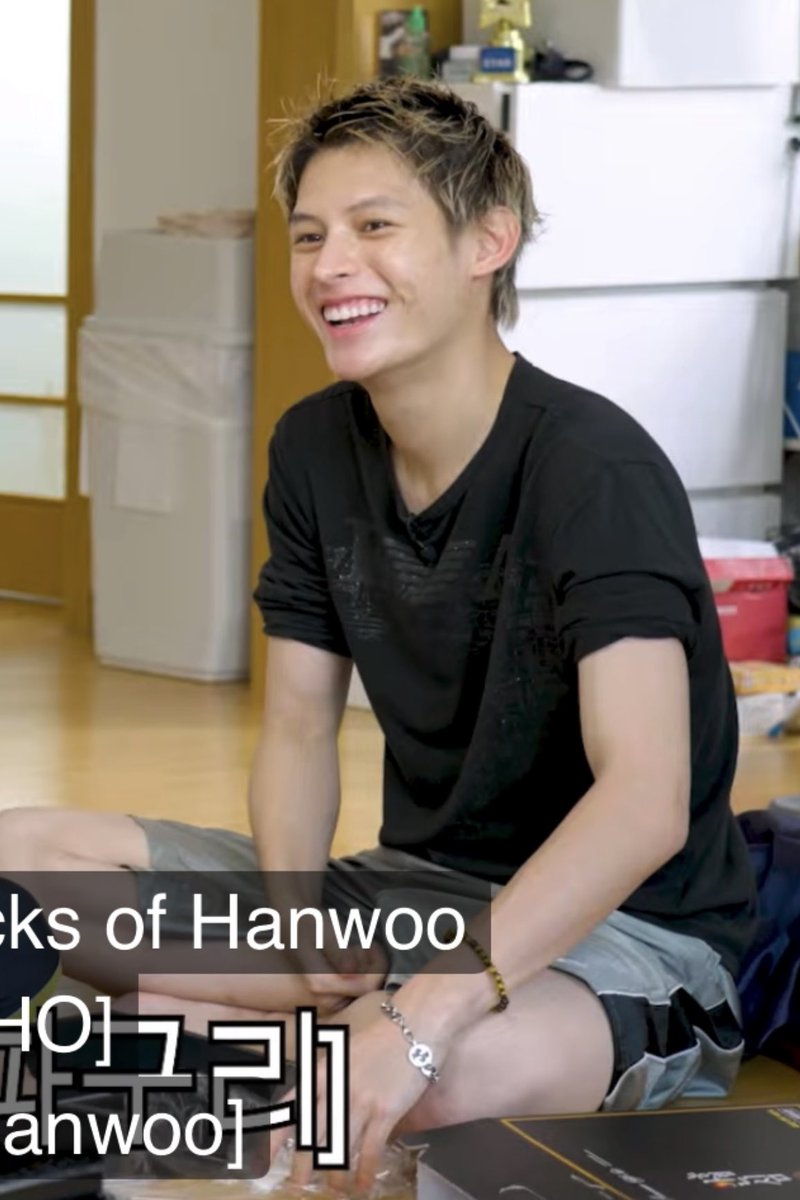 chaoyufm's tweet photo. he’s so fine im pissed https://t.co/LrXKGzh6ZZ