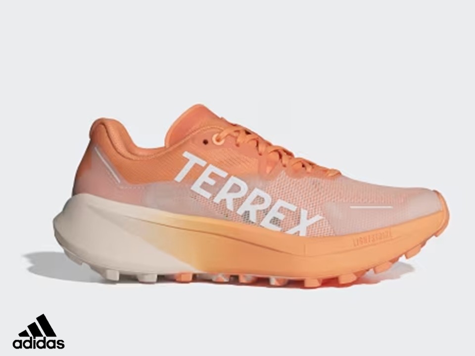 ASLexpress's tweet photo. New range of womens and kids Adidas trainers now online at https://t.co/qFTeSZ5yaX
#aslexpress #wholesale #wholesalesportswear #brandedwholesale #b2b #joblot #offprice #adidas #adidasoriginals #reseller #ebay #amazon #tiktok https://t.co/WcAK4OxuJT