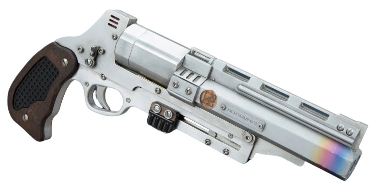 paothedrabatan's tweet photo. ゼロ・カンパニーのRSKF-44はバレルとグリップからしてソロとサバイバーのモデルを参考にしている思います。外見のカスタムがないためソロモデルの特徴を取り入れまましたがサバイバーでも再現された一部のネジやオーラベッシュががなくなっています。ラインの量が減ってかなりシンプルな外見です。 https://t.co/ZlJtPT71DY