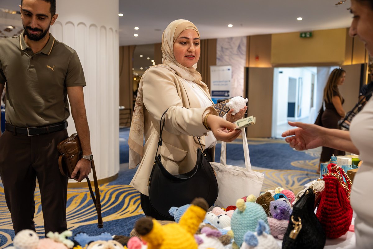 iloarabstates's tweet photo. 🌱 Skills gained. Businesses strengthened. New opportunities unlocked.
Funded by @EUinLebanon, implemented by @ILO, in partnership with @mosalebofficial, AEP and OXFAM #ENABLE programme marked the closing of its entrepreneurship component 
🔗Read more: https://t.co/JT86B0r3Do https://t.co/nMwKRDe8DZ