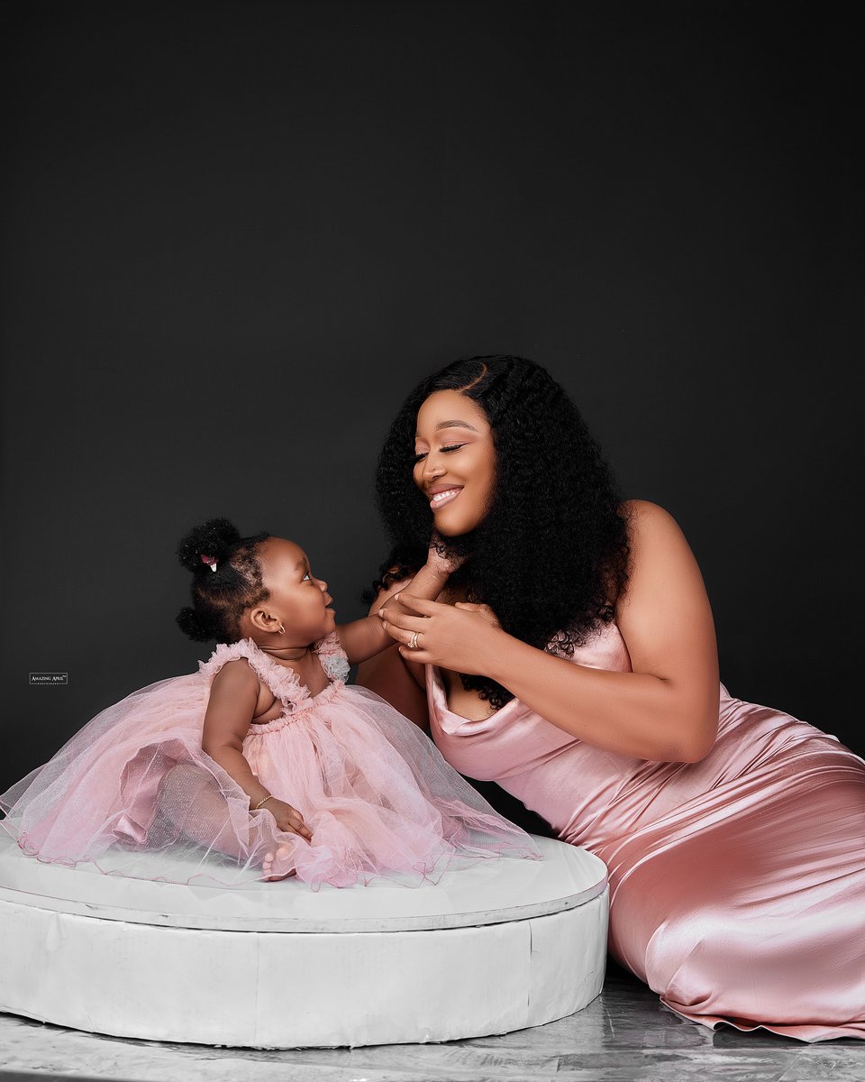 LindsyCira4h's tweet photo. A mother is your first friend, your best friend, and your forever friend. https://t.co/4JWvVL3Lvn