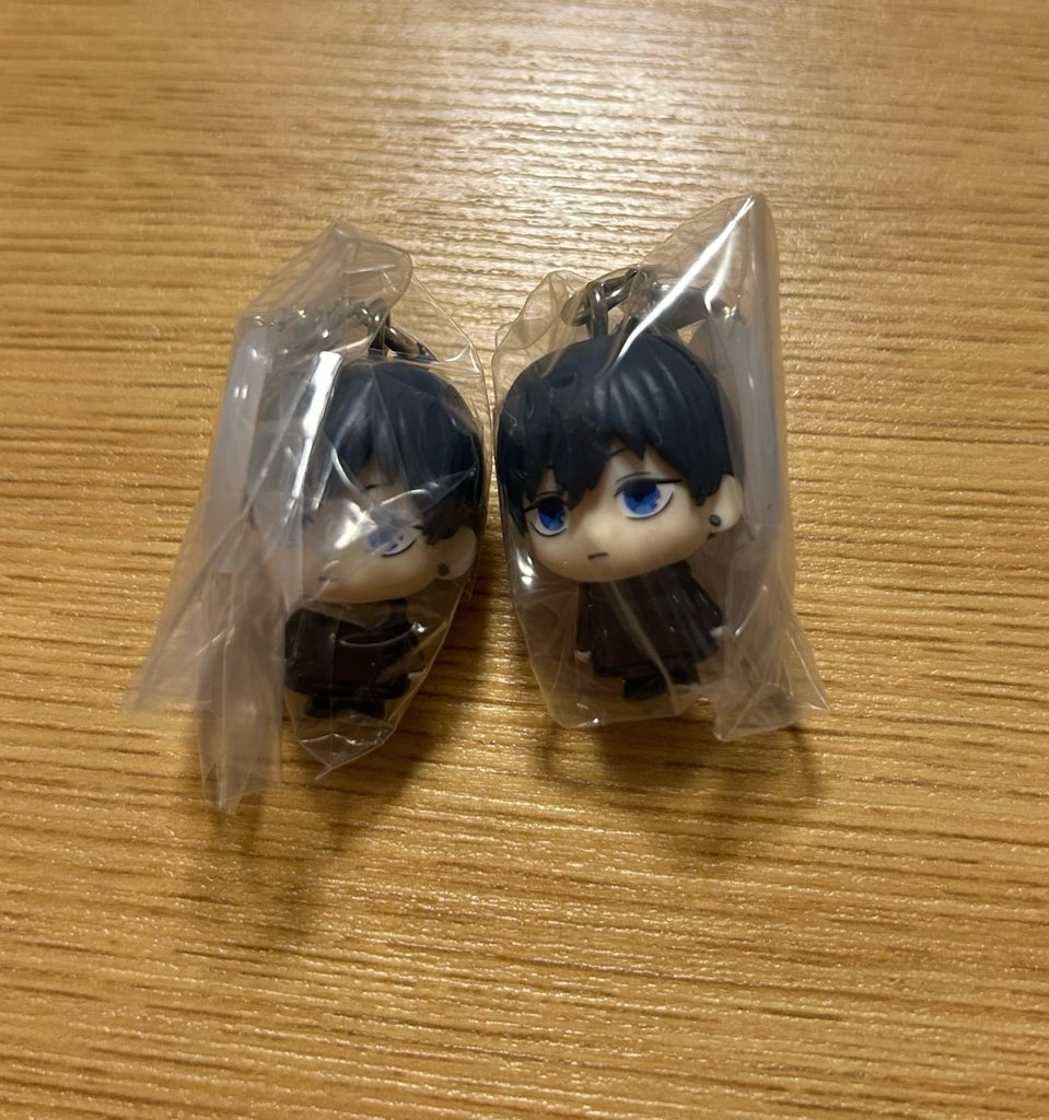 hm045yoko's tweet photo. 【交換】チェンソーマン レゼ篇
めじるし アクセサリー 

譲:第2弾 アキ×2

求:第1弾 レゼ(1-2点)>ポチタ

郵送交換希望です。
1点からでもお気軽にお声掛けください。
よろしくお願いいたします。 https://t.co/MMRw9nmF2W