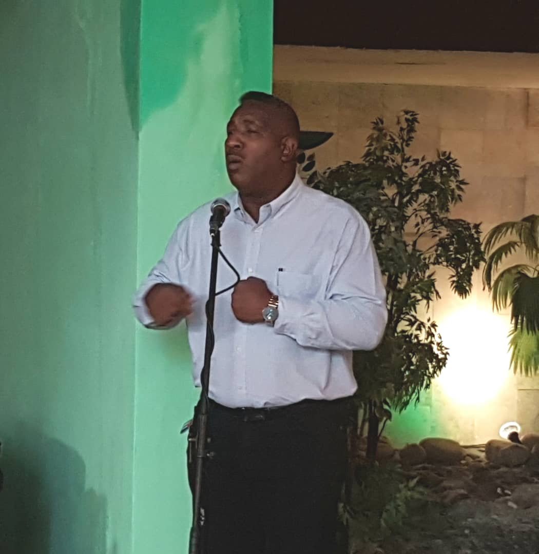 WalterNoris's tweet photo. En este año que conmemoramos los #100AñosConFidel ratificamos el compromiso que tienen los @cdr_cuba desde #Camagüey con defender esta obra de infinito amor, con defender esta maravillosa obra que se llama Revolución. #PorCamagüeyTodo 
#LaPatriaSeDefiende https://t.co/AgbkbrlNd8