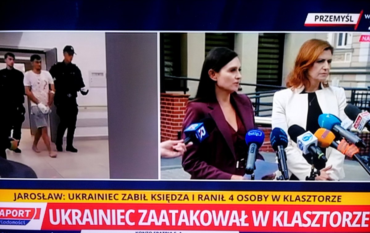 EdiBrzezinski's tweet photo. Briefing prokuratury w Przemyślu: "Pan Ukrainiec wykazuje zaburzenia psychotyczne i nie może być w tym stanie przesłuchiwany i zostaje na 3 miesiące hospitalizowany w zakładzie medycznym".
Kurna! Bandytę i mordercę zrobili wariatem i będzie utrzymywany i leczony na nasz koszt! https://t.co/UKXD4Zlf4L