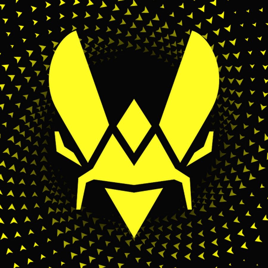 AR0Nqc's tweet photo. 🚨💣 Sources: If the trend continues and Zen and Atow join Team Vitality 🇫🇷 Oski would be the the third player ending of the roster.

When Vatira’s intention to stay at Karmine Corp 🇫🇷 started showing Zen reportedly asked Team Vitality 🇫🇷 to pickup Oski to complete the possible roster.

While no verbal agreement has been reached yet between Team Vitality 🇫🇷 and Zen and Atow the chances of seeing the duo at the French org are very high (90%).