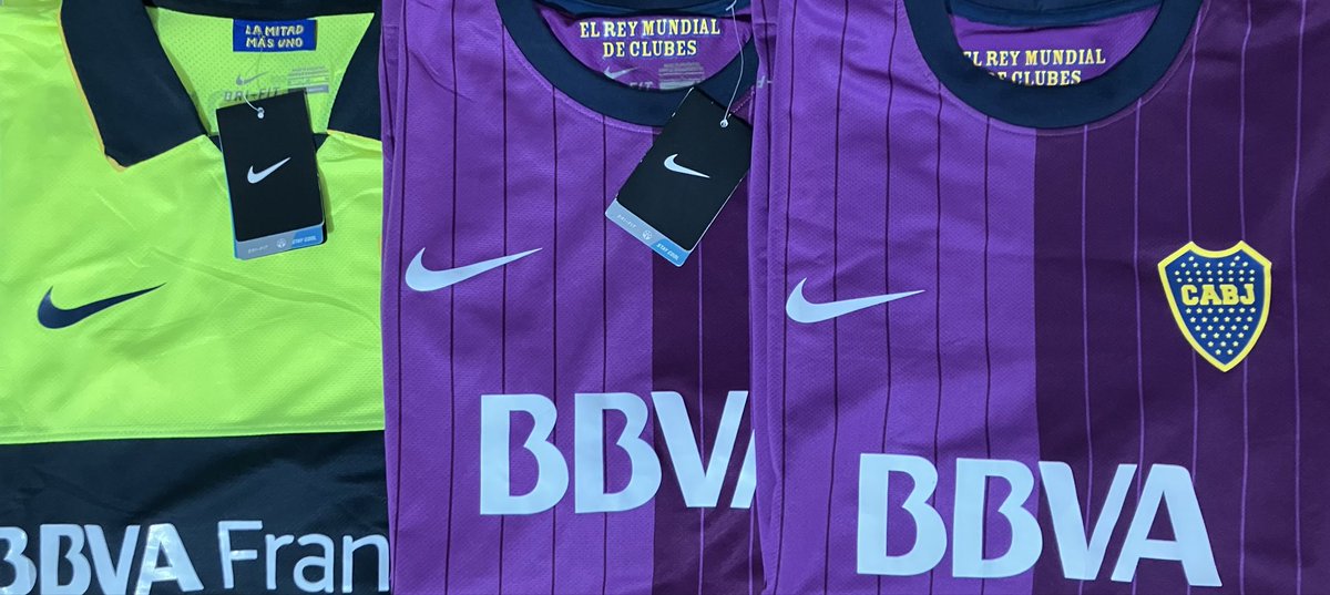 fedeandres23's tweet photo. @Marto_M3_2 Foto 1. Nuevas. S. De las “importadas”
Foto 2. Nuevas. M. Originales. 
Foto 3. S. Originales. La rosa un alabado xq la saqué de un outlet. 
$ 800 000 https://t.co/n1P6eLv0Vx