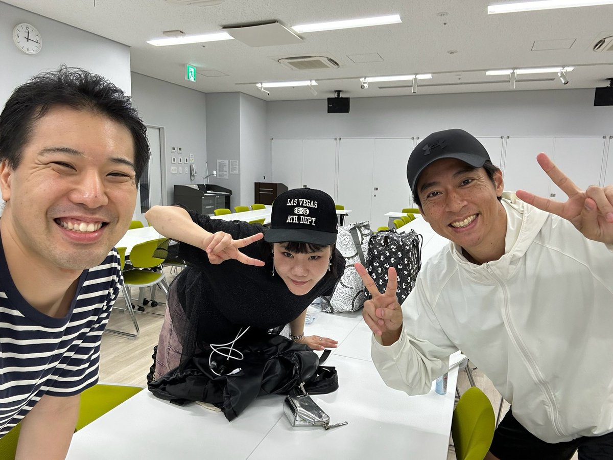 nori_h1715's tweet photo. ちょっと待って！！！！
#サンブンノイチ
誉さんが、この1日だけのために、まさかの◯◯？！
ビジュ爆発しそうなんですけど！！！！
これは絶対観てほしい
あとお席、残り数席！！
悩んでる方は、是非とも！！

https://t.co/7NIxW6flJf
9/28(月)19:00開演 https://t.co/atHfxxkVh7