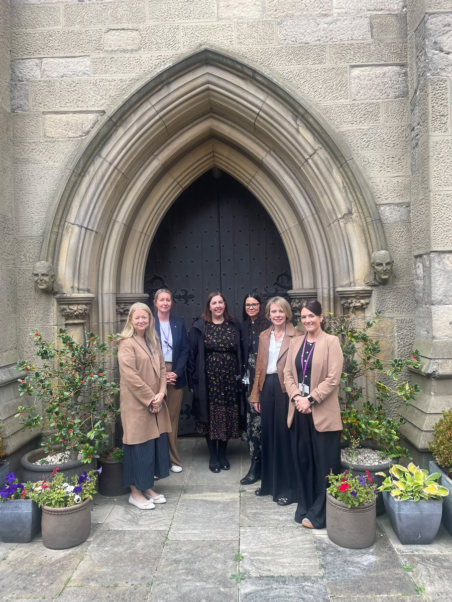 dioceseHN's tweet photo. Welcoming and Empowering Our New Headteachers and Heads of School
Delighted to spend time with our new headteachers today, supporting them as they embark on their leadership and headship journey within our Catholic schools. https://t.co/R40nUUC3Hw