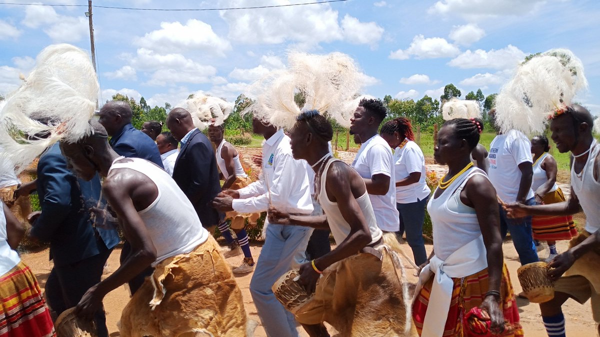 ObalimTonny's tweet photo. Today, I represented Laroo-Pece at the launch of the Northern Uganda Farm Festival organised by @RealBeaMao.

I conveyed H/W @GifterAber apologies as she is away in Hoima on official duty. @LarooPece is ready to support and grow with initiatives that move our people forward. https://t.co/dqIlTxylvG