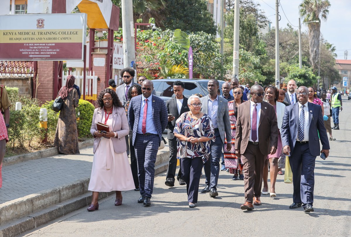 4thPresidentKE's tweet photo. The scholarship expands access to quality health training for young Kenyans from underserved communities while contributing to the development of a skilled community health workforce capable of delivering essential healthcare closer to communities.

#BeyondZero #KMTC #CommunityHealthNursing #HealthWorkforce