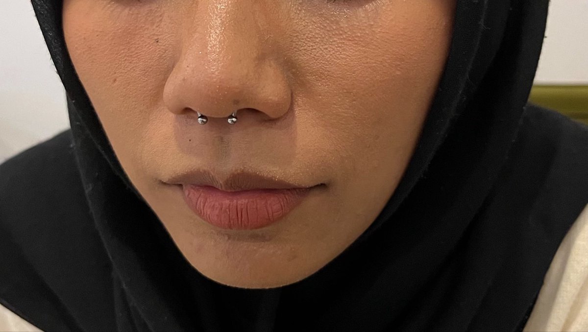 illbertinsane's tweet photo. urgently needed volunteers buat septum piercing area semarang only. free, cukup bawa keberanian aja https://t.co/9b2KsS95yz