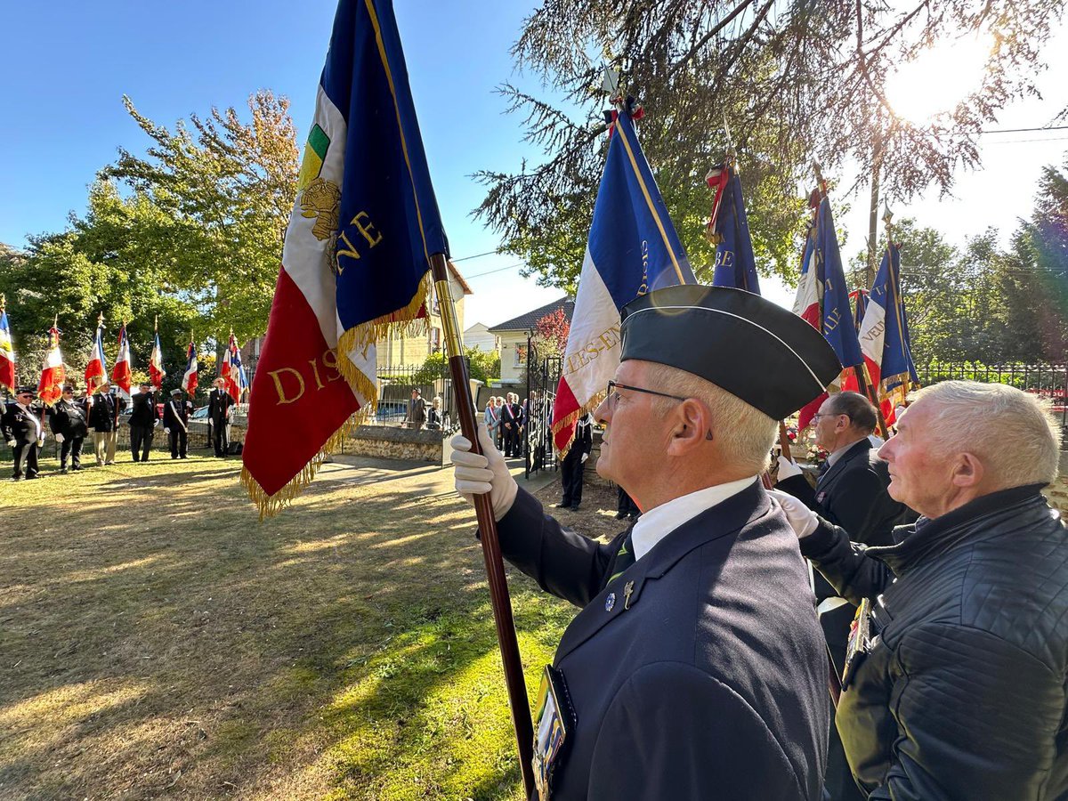 Image de Préfet du Val-d'Oise - 🇫🇷 #DevoirDeMémoire | Cérémonie d’hommage aux Harkis et aux autres membres des formations suppléti