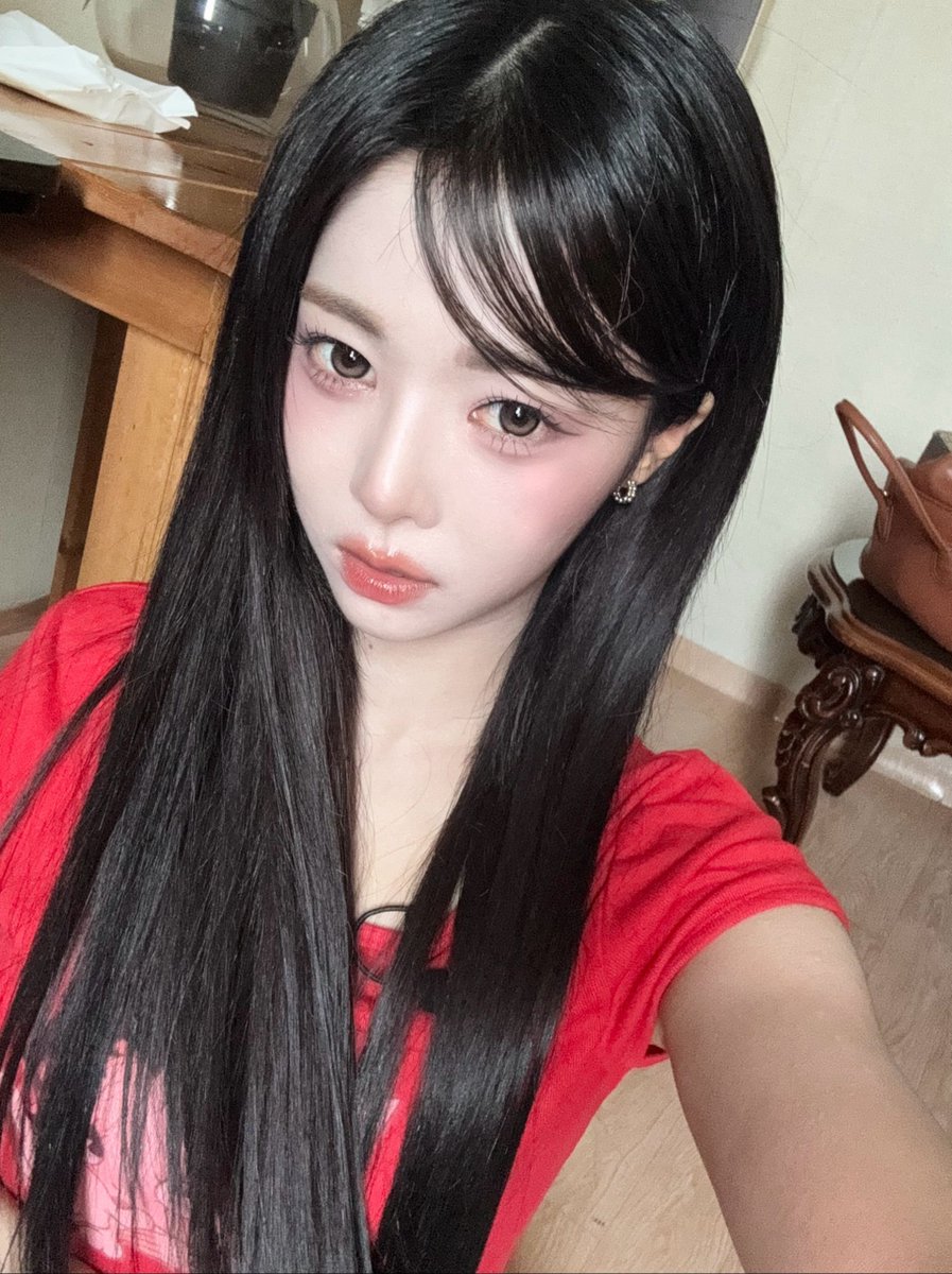 lovewav's tweet photo. 260925 Cosmo Talk 🍒
'체리소다 리턴즈 ㅎㅎ'
#트리플에스 #tripleS #서다현 #SeoDaHyun https://t.co/oqYWWdOCtW