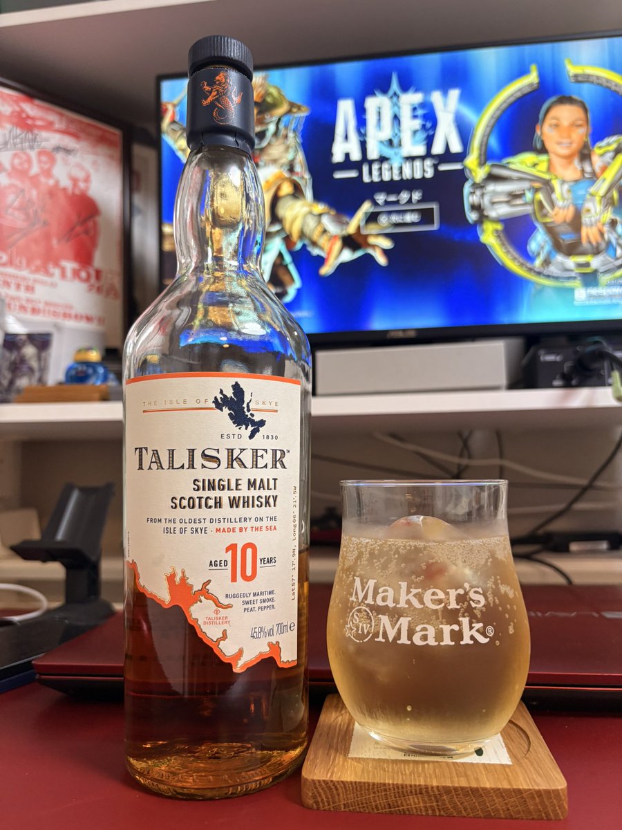 patapa85's tweet photo. タリスカー10年🥃
今日はめちゃくちゃ疲れました😭
久しぶりにキレそうになった…
でも今から飲むからりせつとや！！！
みんなも色々あると思うけど明日も頑張りましょう。カンパーイ🥃🥃 https://t.co/pIT1cFFPEn