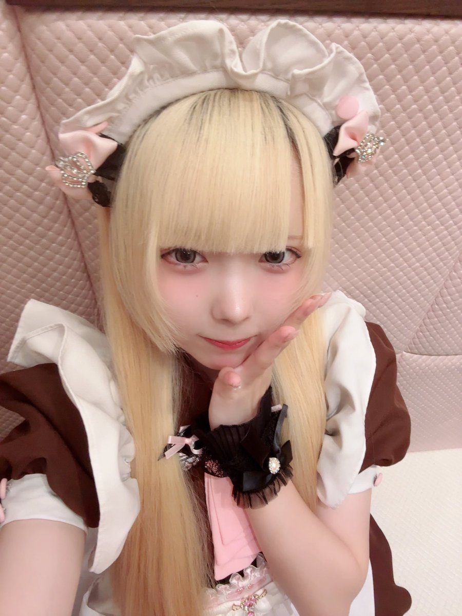 maid_aro's tweet photo. 努力してるからかわいいの!! https://t.co/YdllaXBPgH