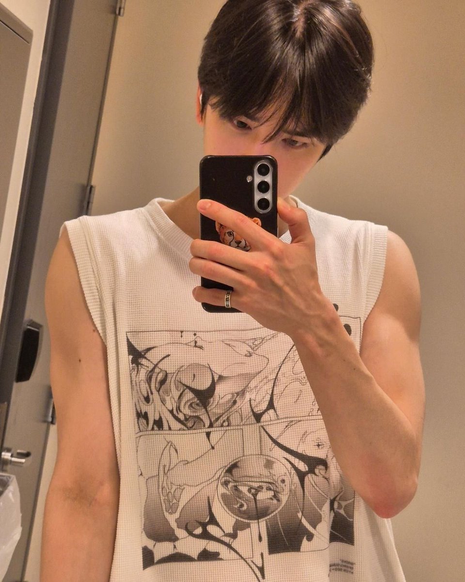 tkfkdS2_'s tweet photo. 코끼리점 .., https://t.co/QaR0oRDsFf