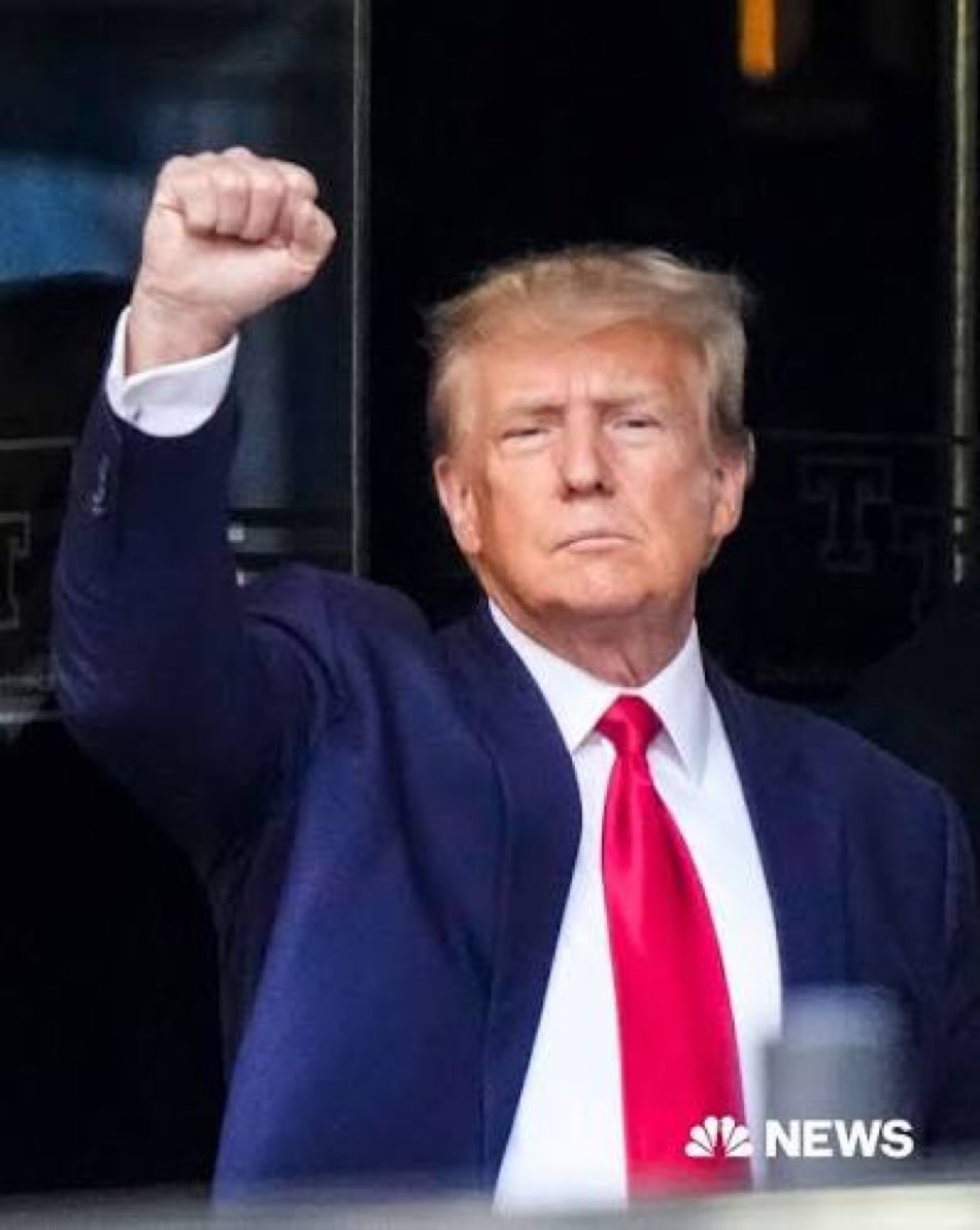 WickedGameSC's tweet photo. Who is voting Republican and Holding the Line??? 

LETS DO THIS!!! https://t.co/jEhyspdDjI