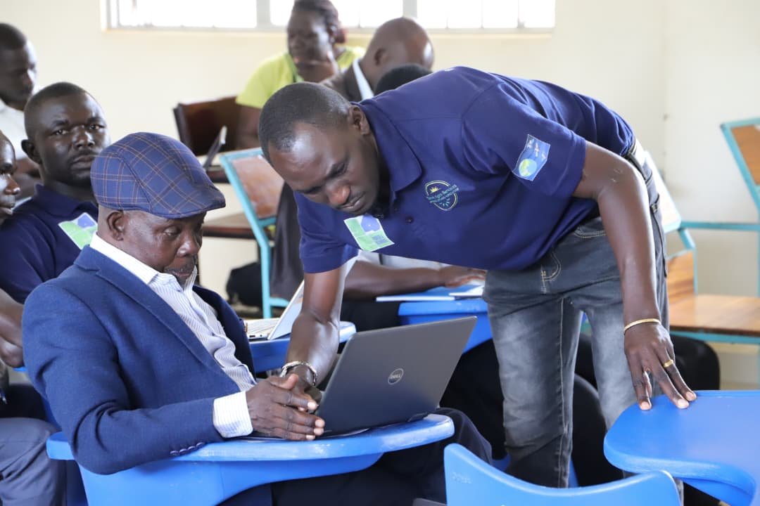 tsevett7776's tweet photo. We trained DAOs, DFOs, extension workers, plus partners DRC, JICA, ForAfrica &amp; CEFORD on using GIS for agri planning, climate resilience &amp; evidence-based decisions.
Cascading geospatial skills for a data-driven West Nile! 🌱 @UNDP_RomeCentre 
@Y4Cofficial 
@MandelaFarouk https://t.co/dBcWzvRqiF