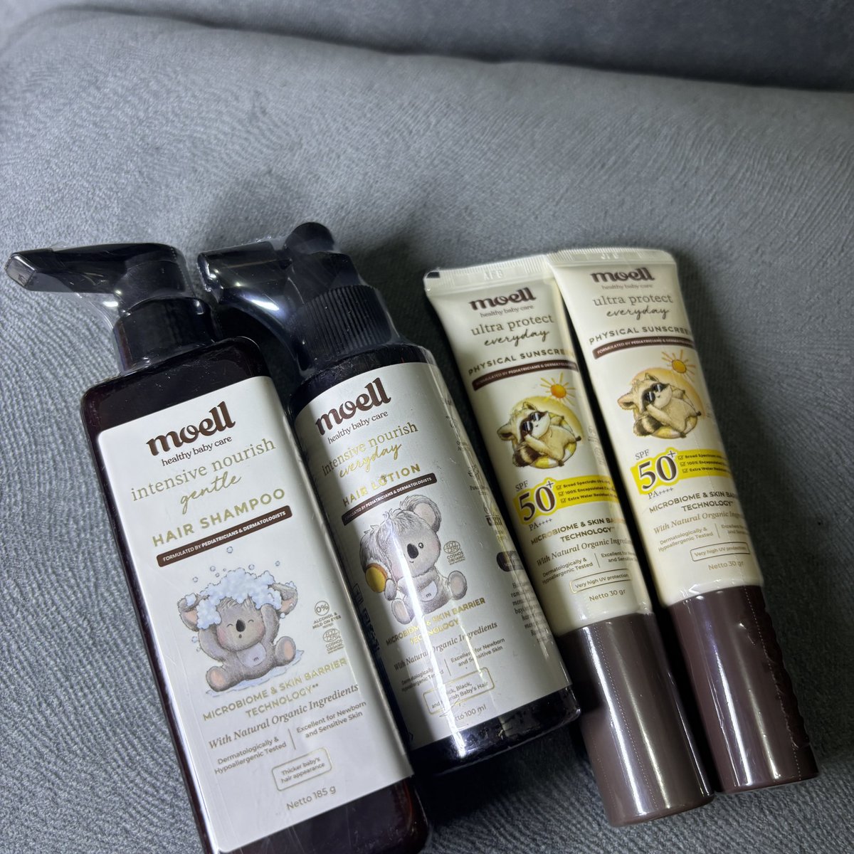 jangansedi's tweet photo. Brush aeris, moell dan skincare lain cuma 10ribuan
selain itu masih banyak barang lain, yang lagi cari barang murah yuk dikepoin dulu siapa tau butuh🫣 https://t.co/RGQViXQOeY