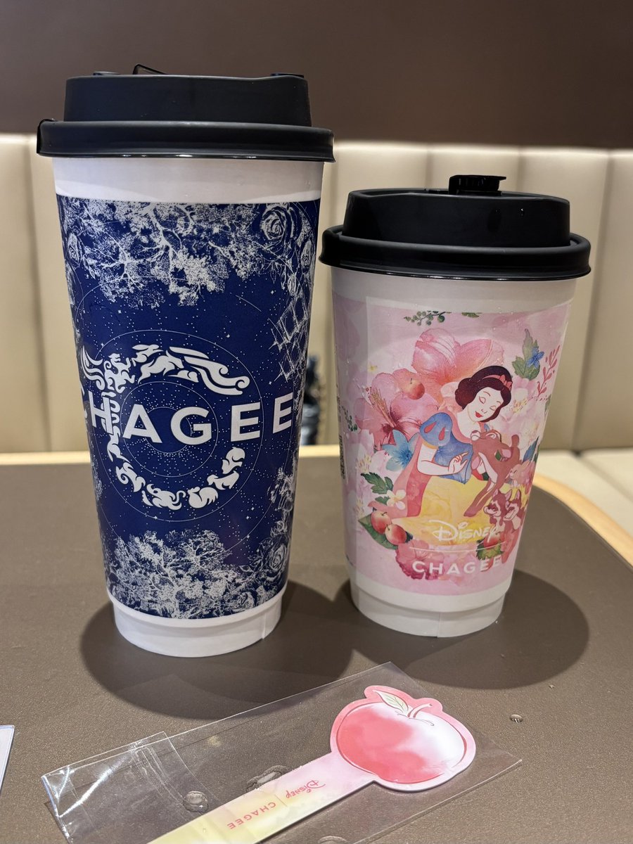 igarashi_kaiu's tweet photo. 今夜月明人尽望，
不知秋思落谁家。

🌕2026农历丙午年八月十五，中秋节🎑

🐇大家中秋节快乐呀～
Happy Mid-Autumn Festival ～🌕🥮🍵 https://t.co/rnF6FHbJsi