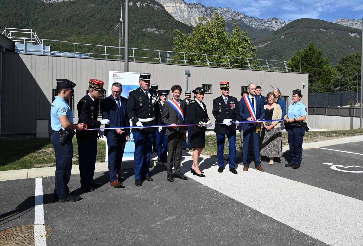 Image de Préfète de l'Isère - #Sécurité 🇫🇷 | Inauguration de la brigade de gendarmerie du Touvet
La préfète de l’Isère a inaugu