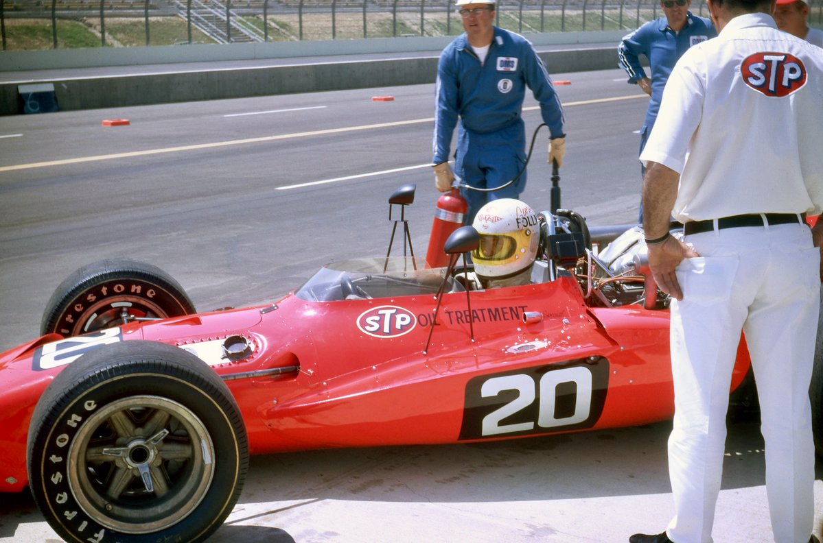 RuthannVol7ce's tweet photo. Ontario Motor Speedway, 1970. George Follmer prepares to practice in his Hawk-Ford. I photographed this remarkably versatile, talented driver in more types of cars than anyone else of that era. https://t.co/AuoR8g2e3x