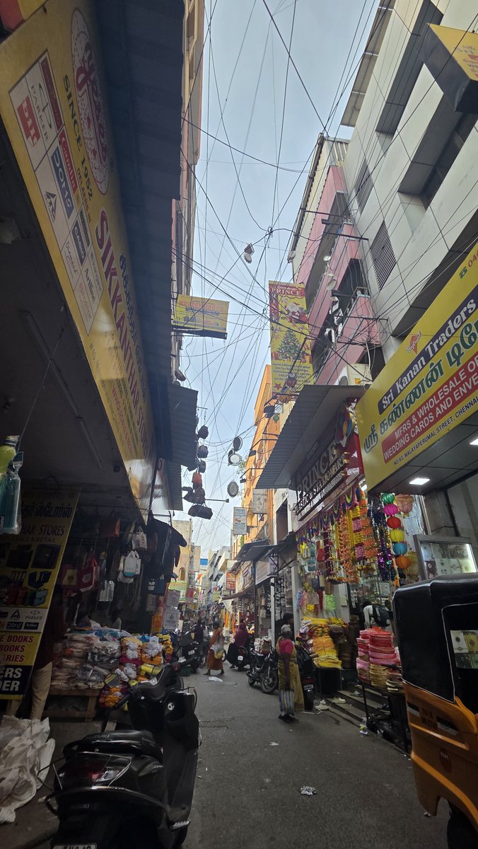Meera1720's tweet photo. Today's field visit at Broadway Parry's corner https://t.co/AMXveQnXHi