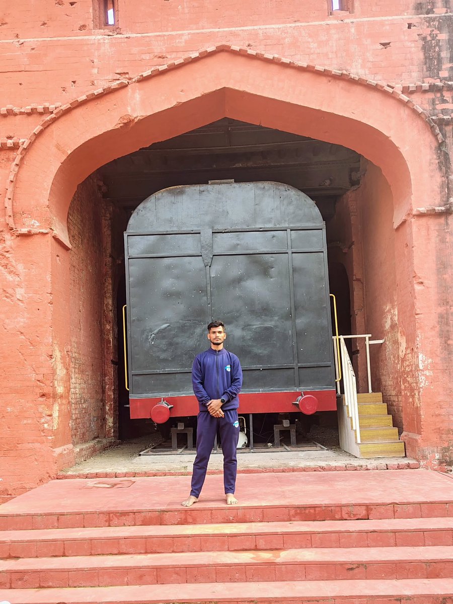 ShirleneEcfpaf's tweet photo. From the battlefield to the football field, the spirit remains unchanged. At Hussainiwala, I stood where the heroes of 1971 defended our soil with courage and sacrifice. The tracks may end here, but their bravery never will. Train hard. Never back https://t.co/yBKFIrNJdh