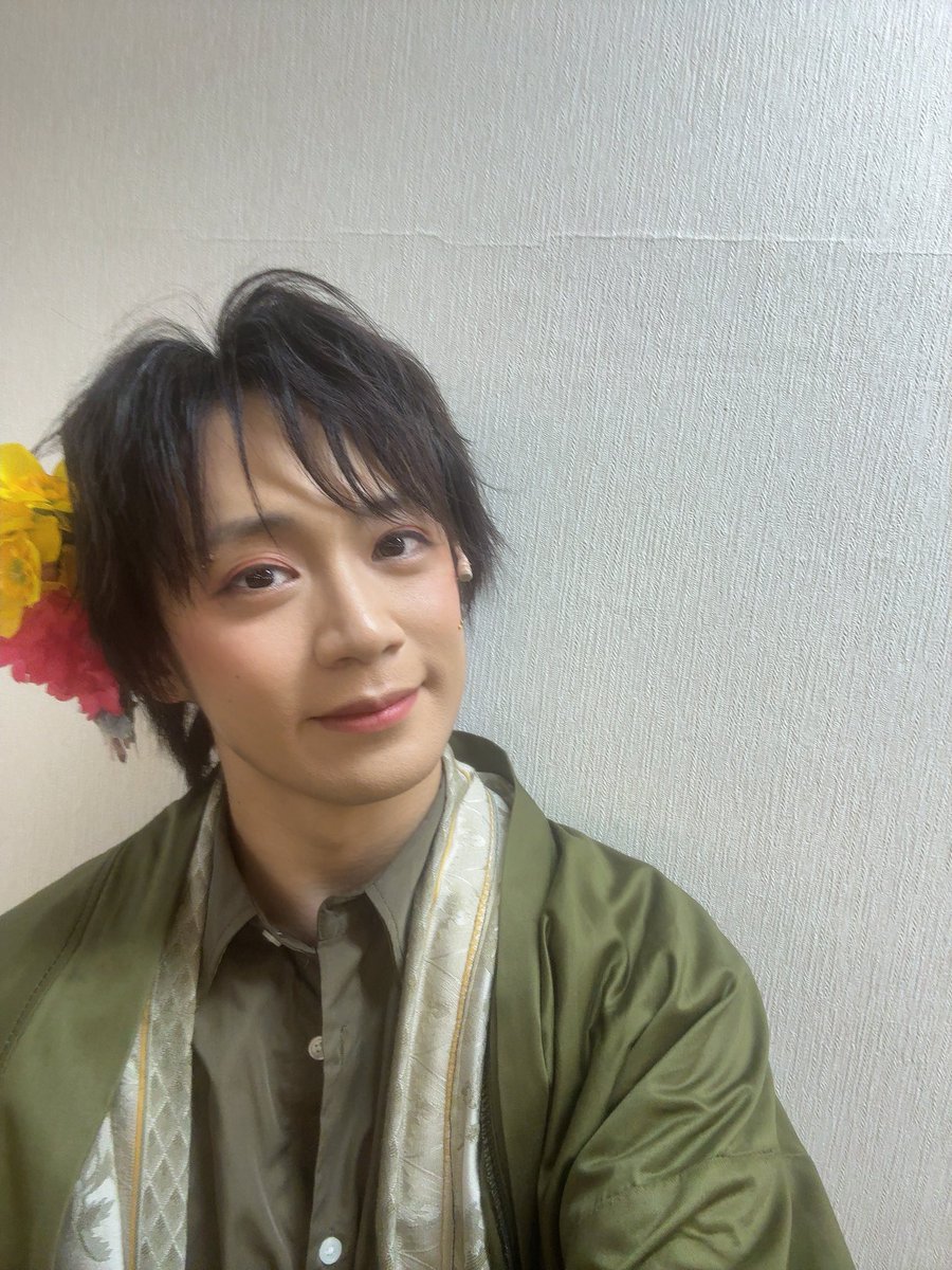 yuyukiki535's tweet photo. Casual Meets Shakespeare
『Romeo and Juliet OC』

初日ありがとうございましたっ！
まずはOriginalの公演から。

物語があって役者があるのか。
役者こそが物語を物語たらしめているのか。

そんなことをいつまでも考えていたくなる作品です。
叶うならば、cross合わせて何度でも楽しんでいただきたい。

三人衆。