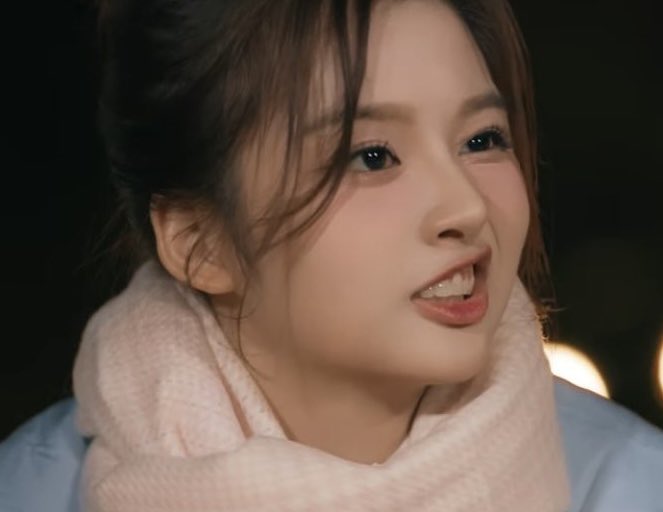 ohaewoned's tweet photo. why does this expression only come out when it involves bae 😂😂😂😂 https://t.co/zCvAYHfSq9