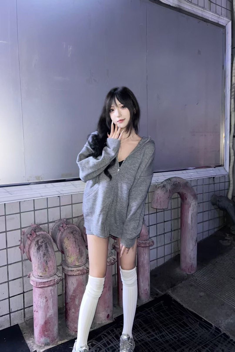 Ike_Anwan's tweet photo. 20➕的女大难道没有人喜欢了吗？ https://t.co/sHNDi3O2mH