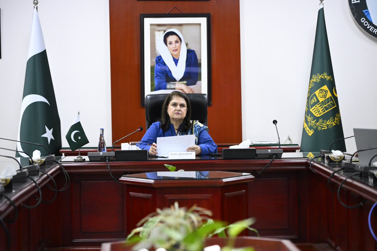 RubinakhalidPPP's tweet photo. Chairperson BISP Senator Rubina Khalid chaired a meeting with the Benazir Hunarmand Programme (BHP) team at BISP Headquarters to review province-wise enrollment targets and progress in skill training for willing individuals from BISP beneficiary families. DG NSER Dr. Asim Ijaz briefed the Chairperson on the programme's progress, while Regional Directors General and outreach consultants shared updates on their assigned targets. Senator Rubina Khalid emphasized encouraging willing participants, particularly from remote areas, to join six-month live-in skill training with the proper consent of their guardians. She reiterated the target of ensuring 50% female participation, with training in demand-driven skills and internationally recognized certifications to enhance employment opportunities, promote self-reliance and support sustainable poverty graduation. 

 #BISP #BenazirHunarmandProgramme #SkillDevelopment #SkillsForEmployment #YouthEmpowerment