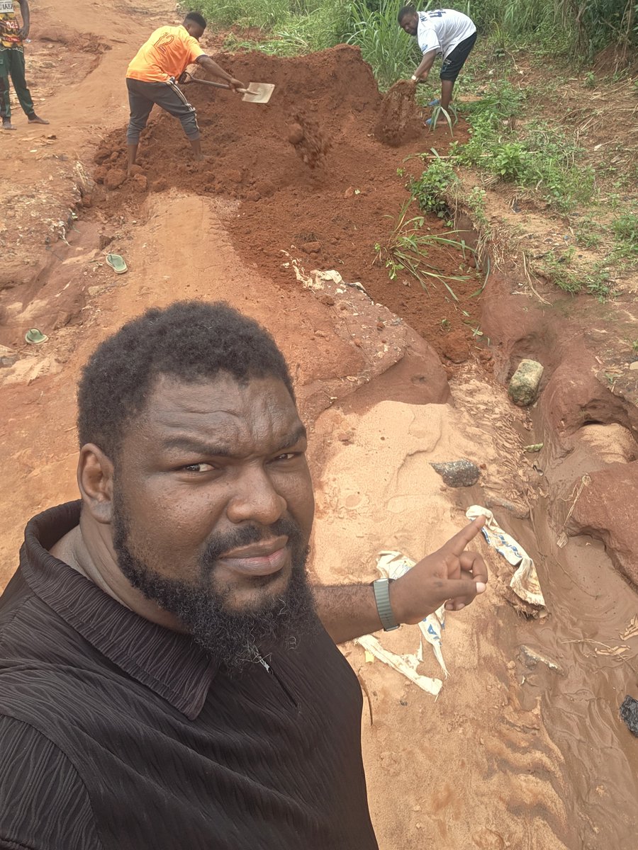 PhtEmmanuelO's tweet photo. While we are waiting for the Governor of Anambra State, @CCSoludo, to come to our rescue, I decided to fix some parts of the road myself to make it a little easier and safer for our elderly people and children, especially at night, so they don't get stuck or sustain serious injuries while using the road.

Please, help me tag His Excellency, Governor @CCSoludo, and call his attention to this road. We sincerely need the intervention of the Anambra State Government in this community. 🙏

I made a video earlier concerning the condition of this road, respectfully appealing to His Excellency to use his good office to intervene.

Watch the video and help amplify the appeal: https://t.co/ebMOXIvUsn

While we do the little we can as a community, we still need the government to come to our rescue.