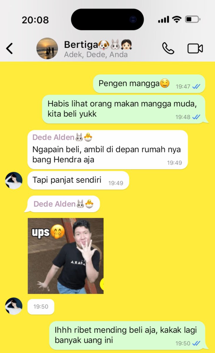 Aeriseaia's tweet photo. —Ditinggal Papa &amp; papi kerja. 

#Nomin few tweets au

By @Aeriseaia  cw// M-preg https://t.co/HUNmjFkYfq