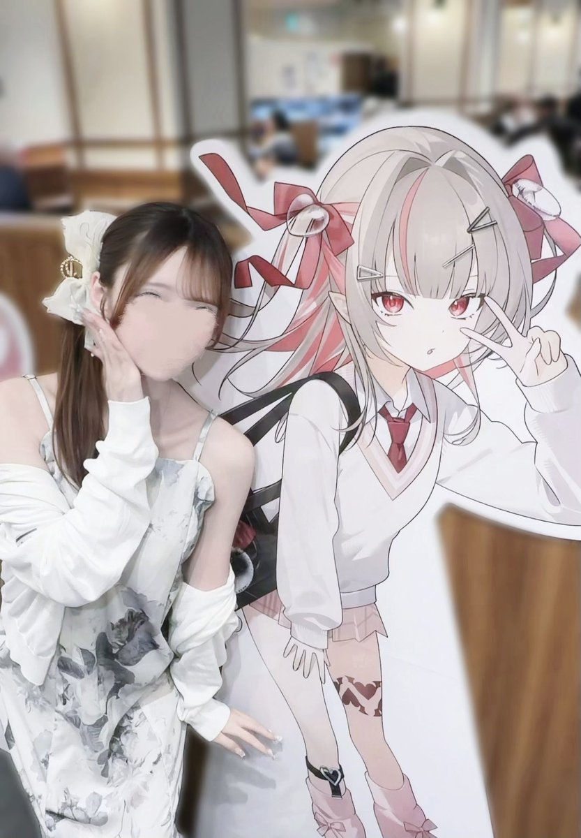 lvurmc_'s tweet photo. 制服の着こなし方解釈一致すぎてかわいい👼🏻🎀
 #陰キャバス  #放課後にじパラダイス https://t.co/JawvNHw4o3