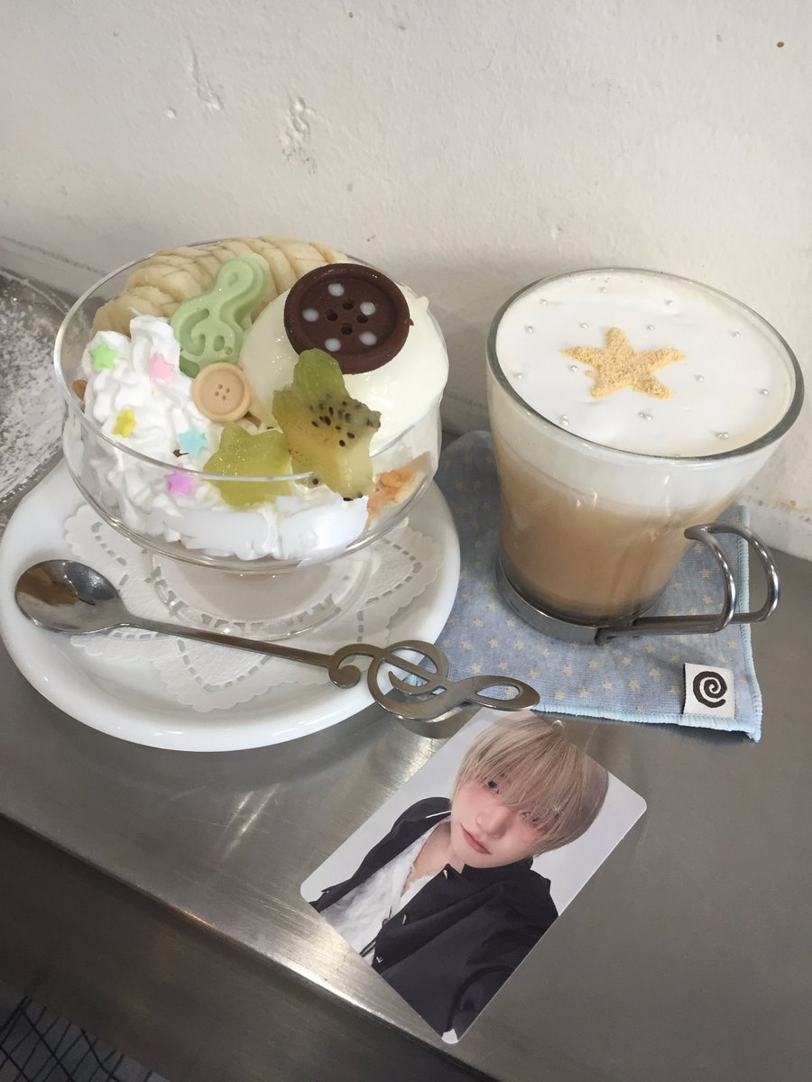 7daysf0v's tweet photo. ずっと気になってはいたけどここのカフェめっちゃ並ぶからずっと迷っててこの前気合いで行ってきた🎶めっちゃ可愛くて美味しかったよー!!福岡来た時はぜひ꒰ ྀི ∩⸝⸝∩ ꒱♥︎ https://t.co/L1weh2UB1l
