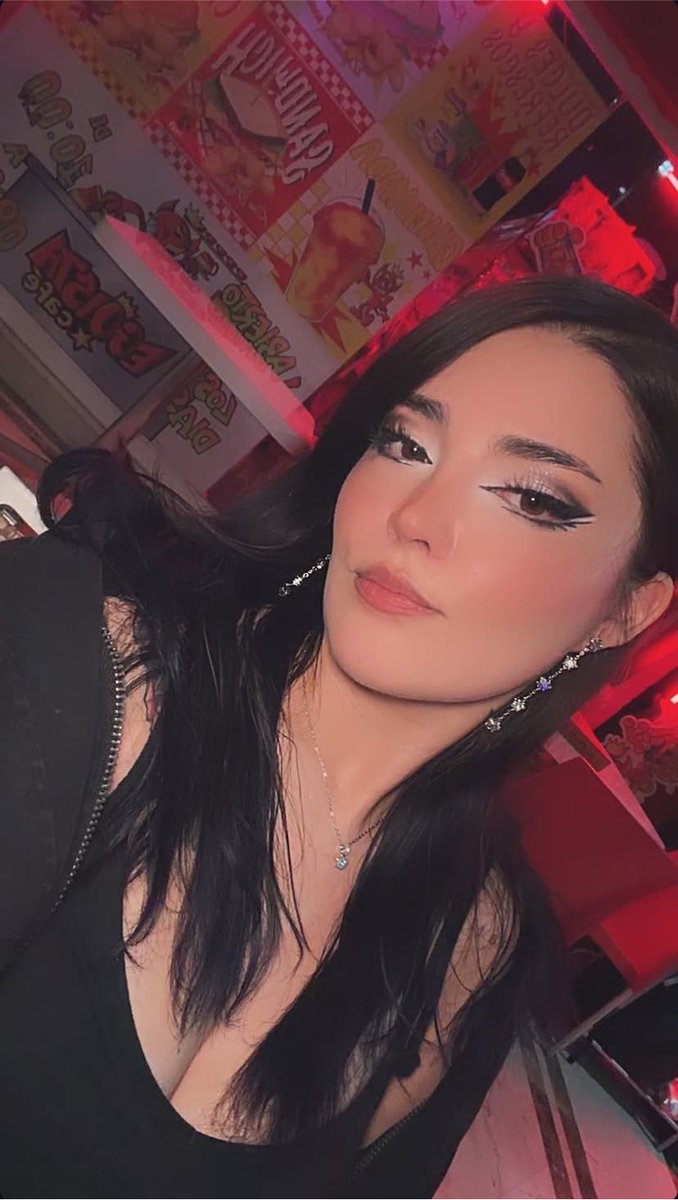 UpdatesCapri's tweet photo. ❣️→﹐CAPRI VÍA CANAL DE DIFUSIÓN WHATSAPP E HISTORIAS DE INSTA🖤.ᐟ.ᐟ ﹒⟢ @/caprimint
༺
📎 ⋮ https://t.co/rBda1bFP7i…
༺
⊹₊˚‧︵‿₊୨ᰔ୧₊‿︵‧˚₊⊹ https://t.co/Lbgjx7Mjor