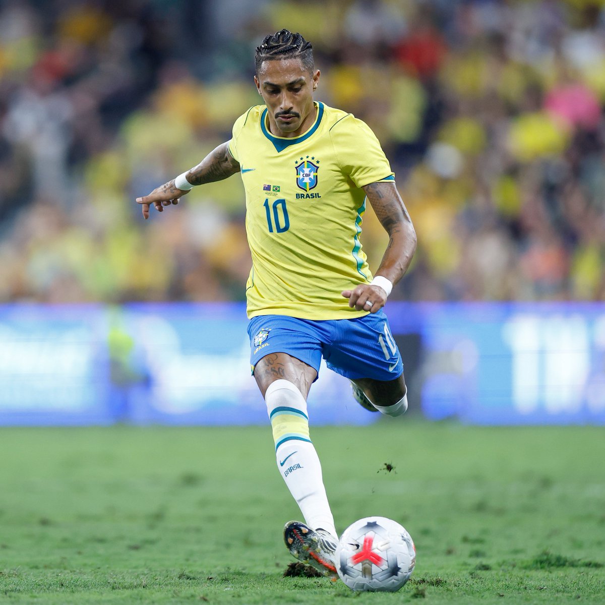 FCBarcelona's tweet photo. 🌎 International duty check-in:  
🇧🇷 Raphinha, starring with an assist in Brazil’s draw against Australia. (1-1)

📸 Rafael Ribeiro/@CBF_Futebol https://t.co/M58VUo7HNs
