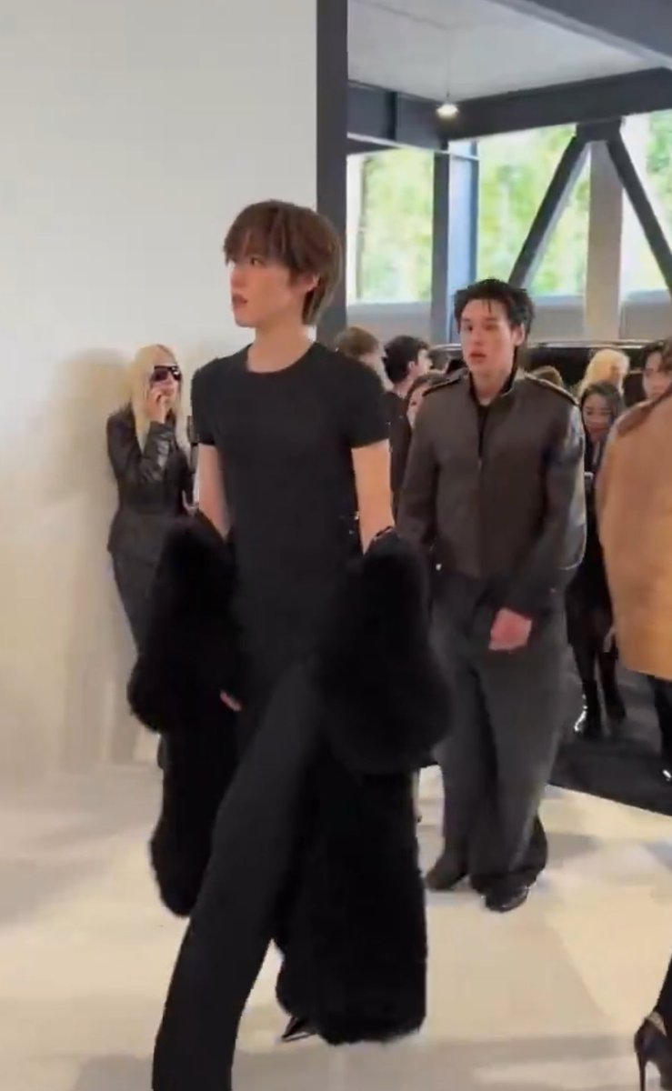 contentnotfnd's tweet photo. พอมีคนบอกเหมือนทอมกะเซนดาย่าคือมองอยู่อย่างนั้น 55555555555555 https://t.co/8EuHWr9UpZ