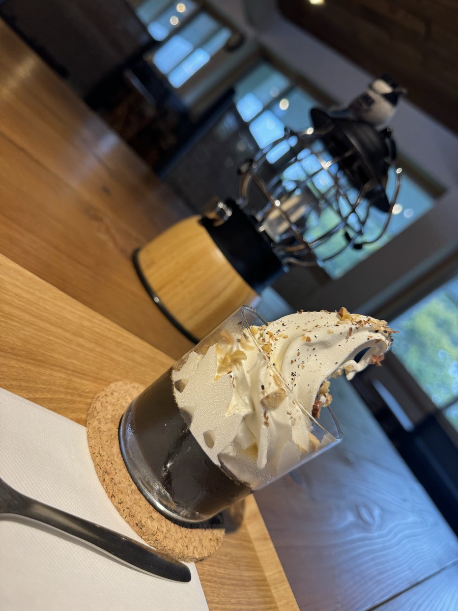 lowvan4's tweet photo. 昨日のお昼
山荘しらせにて https://t.co/KRgSCGg0PV