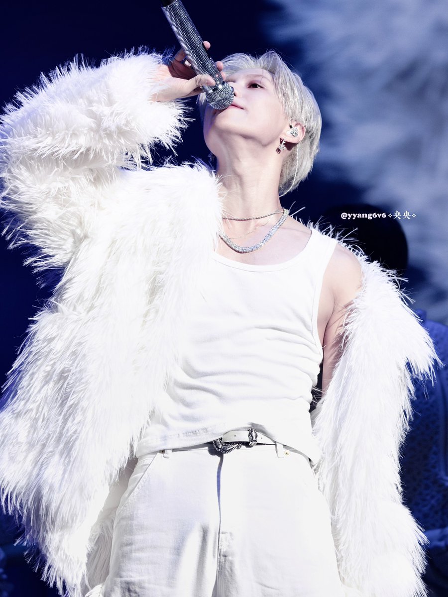 yyang6v6's tweet photo. 260919 LiMiNaL

#태민 #泰民 #TAEMIN #テミン https://t.co/HA0d1pF3hI