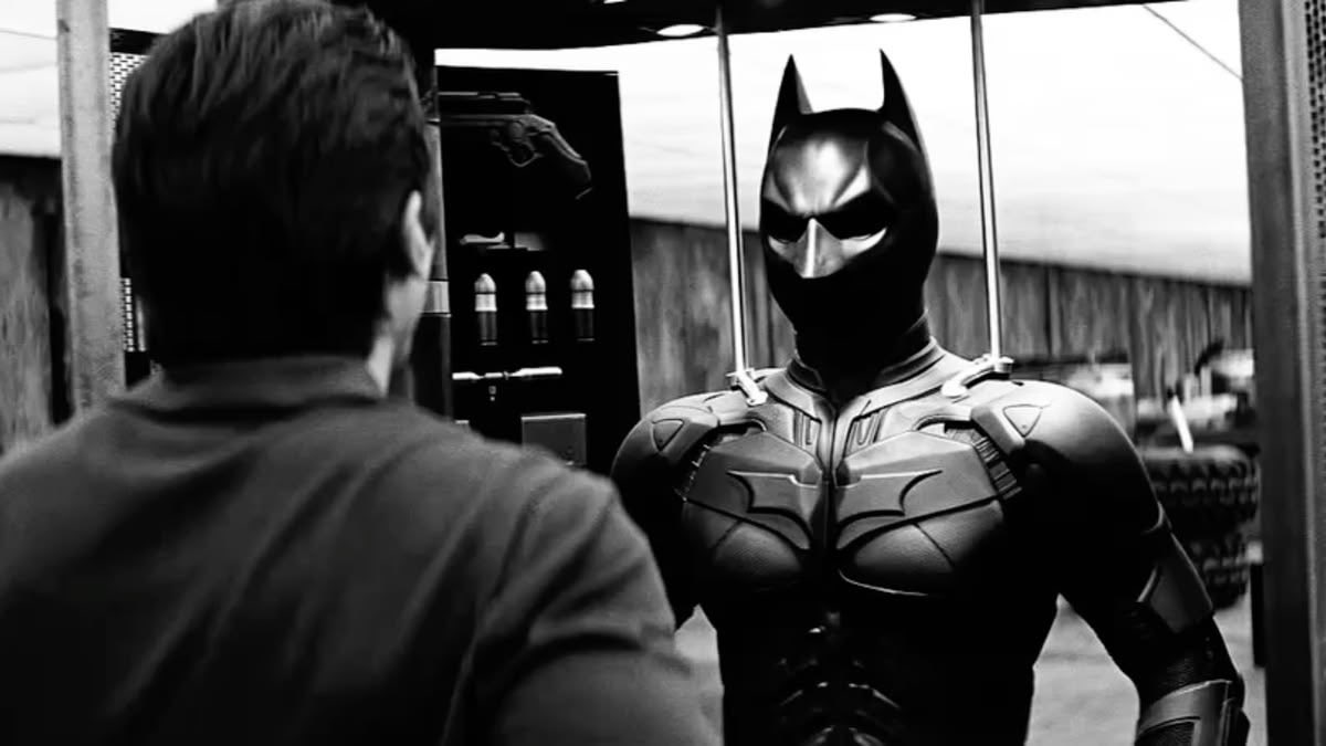 sir_zzzz's tweet photo. I have returned from the shadows. Gotham is safe again https://t.co/OhFbQ3eLoV