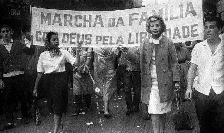 quotebait's tweet photo. Patriota demais para esquecer a história do meu país https://t.co/bxv14h4aeC