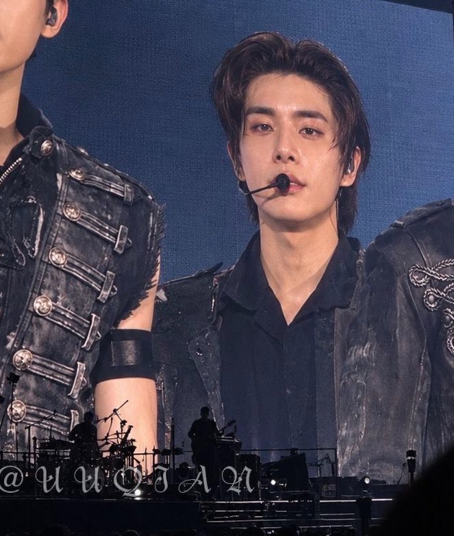 simoraie's tweet photo. รักพี่เจคบนจอใหญ่มาก ฮีหล่อสะใจ ออร่าพุ่งทะลุจอสุด ๆ อ่ยหลงรักหนุ่มตี๋ออส t——t https://t.co/uq2XPYNPqG