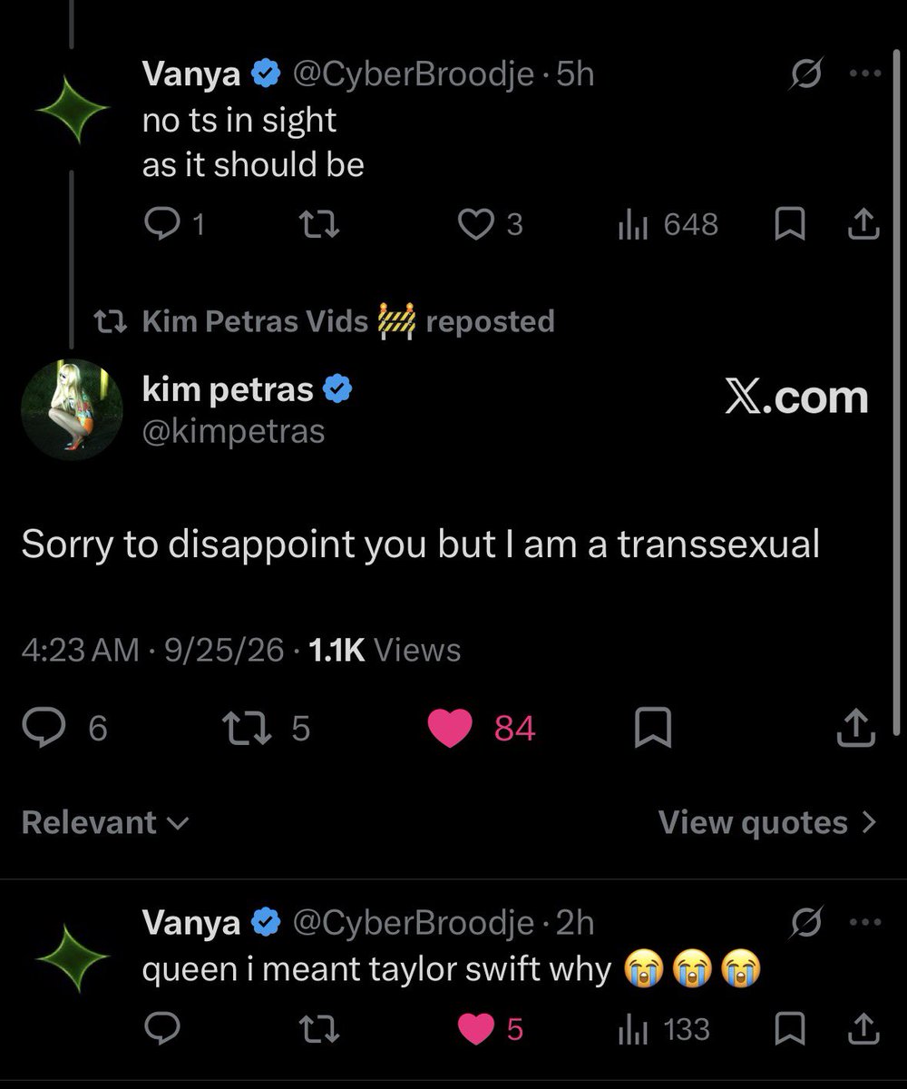 ClassyCassieXo's tweet photo. I’m laughing way too hard at this interaction 😭😂 @kimpetras https://t.co/5D1cI81QqH