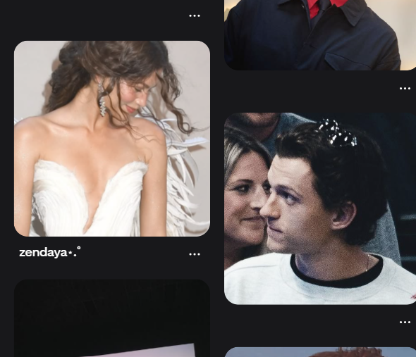 taylrsdaughter's tweet photo. the way these 2 pins are aligned, my god 🥹 https://t.co/g2CWHK8Z3l